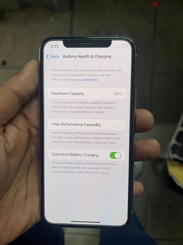 I phone 11 pro 256 gb white colour 3