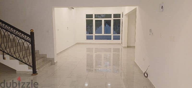 Very Spacious 5 B/R Compound Villa in Isghawa 0