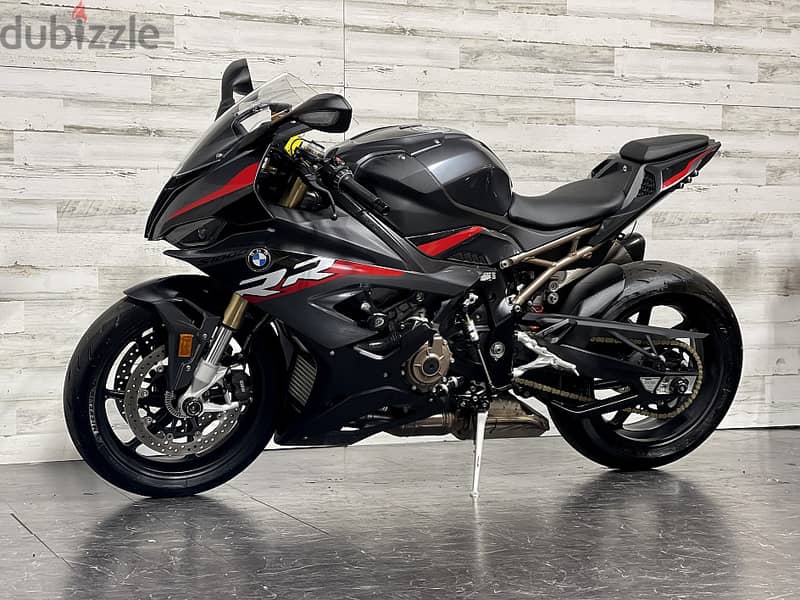 2022 BMW S1000RR    (+97466574363) 0