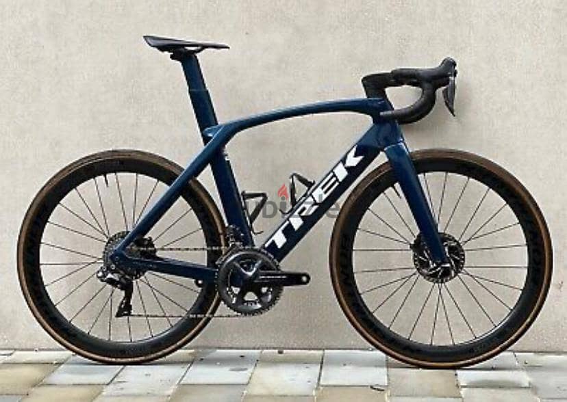 New TREK MADONE OCLV 800 SLR 9 56CM DURA ACE Di2 2021 bike 1