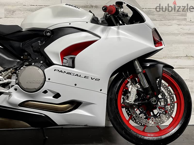 2022 Ducati Panigale V2 ( +971 52 300 8603) 0