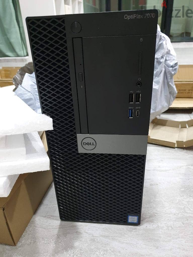 DELL Optiplex 7070-i7-8th Gen-16GB RAM-256GB M. 2 SSD-1TB HDD-23"inch 4