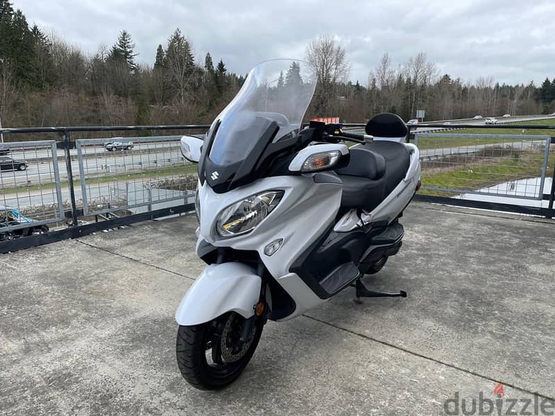 2018 Suzuki burgman 400 (+971561943867) 1