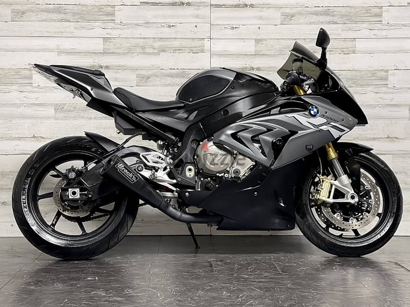 2017 BMW S1000 RR ( +971 52 300 8603) 8