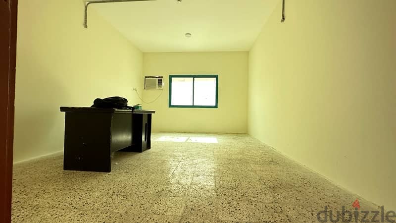 90 Big Room For Rent (6x4) 2