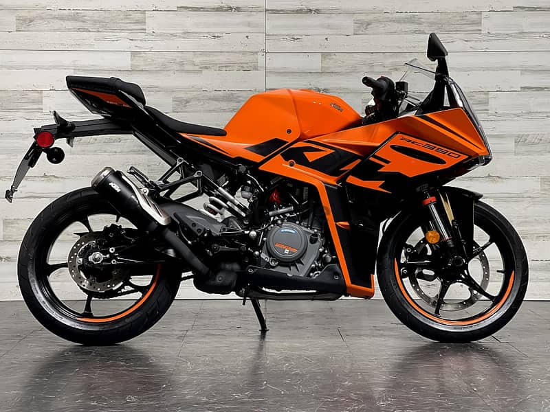 2022 KTM RC390 +974 66574363 1