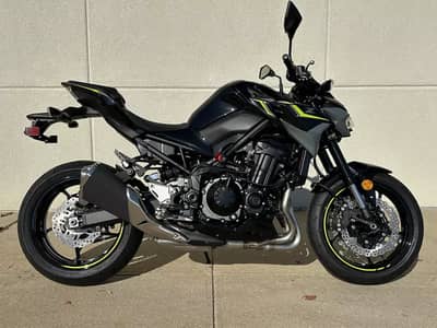 New 2024 Kawasaki  Z900 ABS(+97466574363)