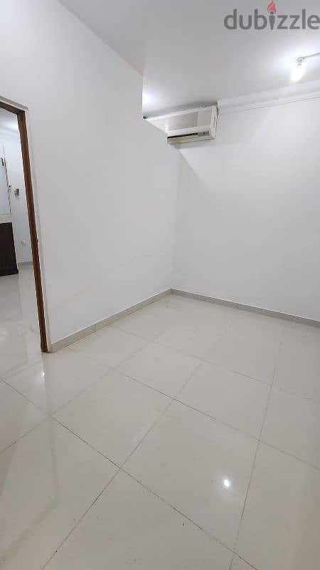 Beautiful 2 BHK in wakrah 4