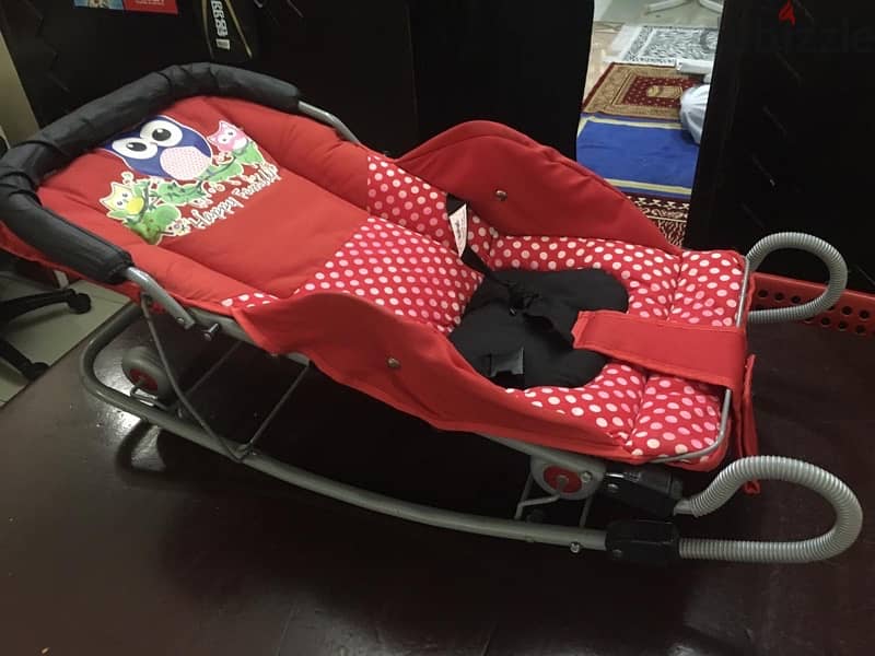 Rocking sleeping baby cot for sale 3