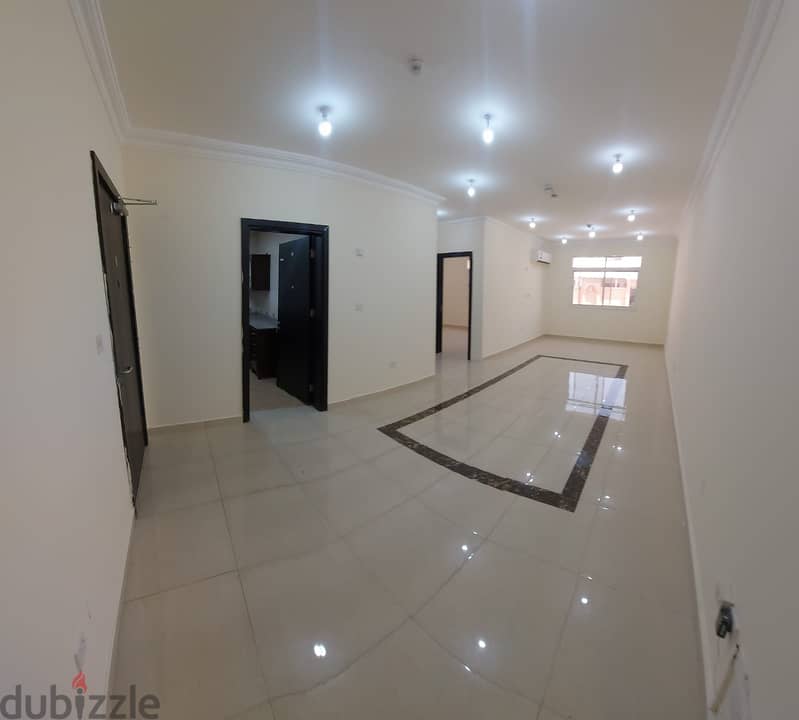 For rent apartments in building Fareej Kulaib family 1BHK unfurnished 4