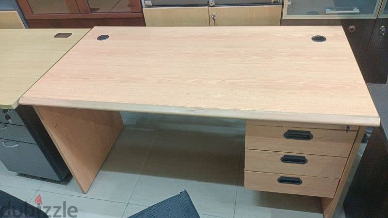 office table set for sale 9