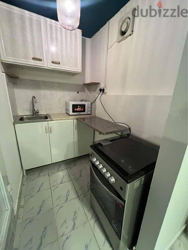 FULLY FURNISHED STUDIO NEAR DECC METRO STATION 3