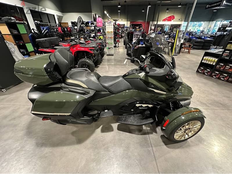 New 2023 Can-am SPYDER RT LTD SEA-TO-SKY (+97466574363) 1