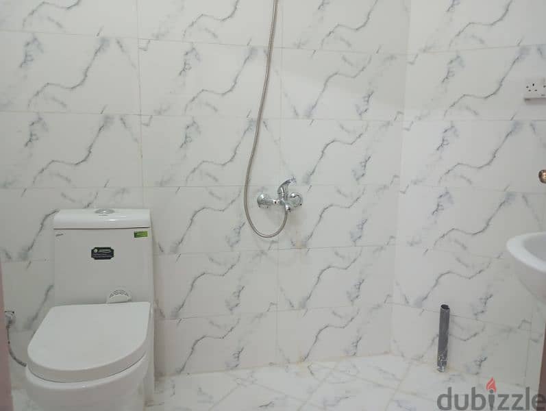 Studio for rent in Al Dafnah area 3