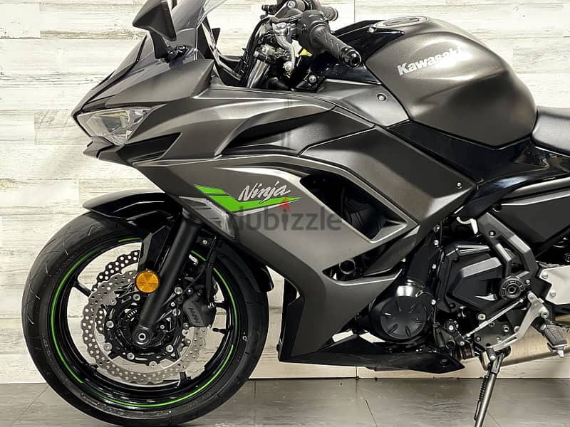 2024 Kawasaki Ninja 650 ( +971 52 300 8603) 1