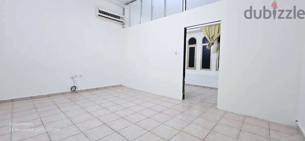 SMALL 1 BHK - AL THUMAMA - FAMILY VILLA APARTMENT 2