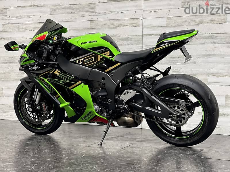 2020 Kawasaki Ninja XZ-10R KRT( +971 52 300 8603) 3