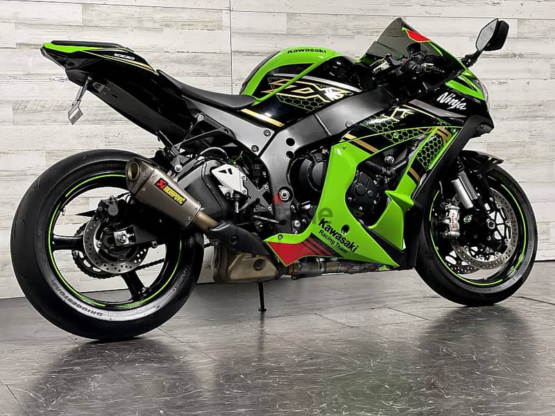 2020 Kawasaki Ninja XZ-10R KRT( +971 52 300 8603) 6