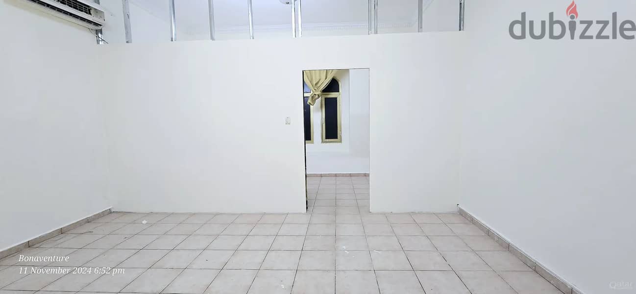 SMALL 1 BHK - AL THUMAMA - FAMILY VILLA APARTMENT 2