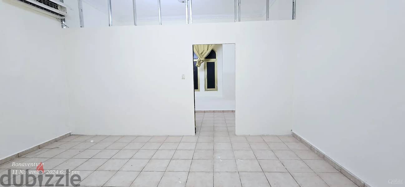 SMALL 1 BHK - AL THUMAMA - FAMILY VILLA APARTMENT 2