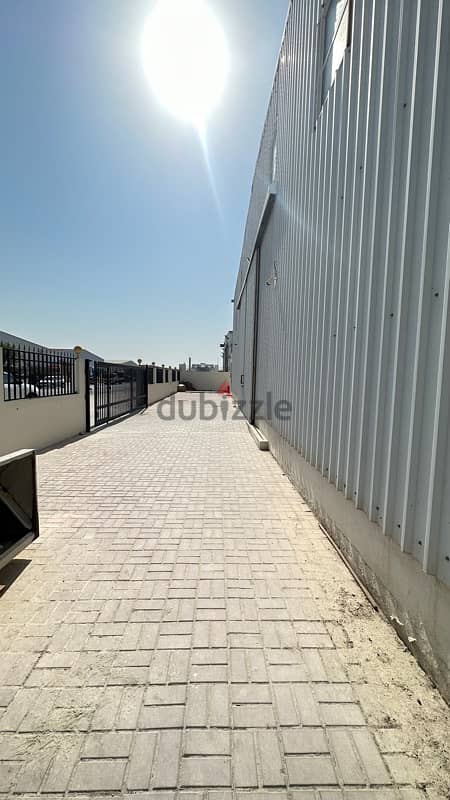 1300 Store with 3 Room For Rent - Birkat 3