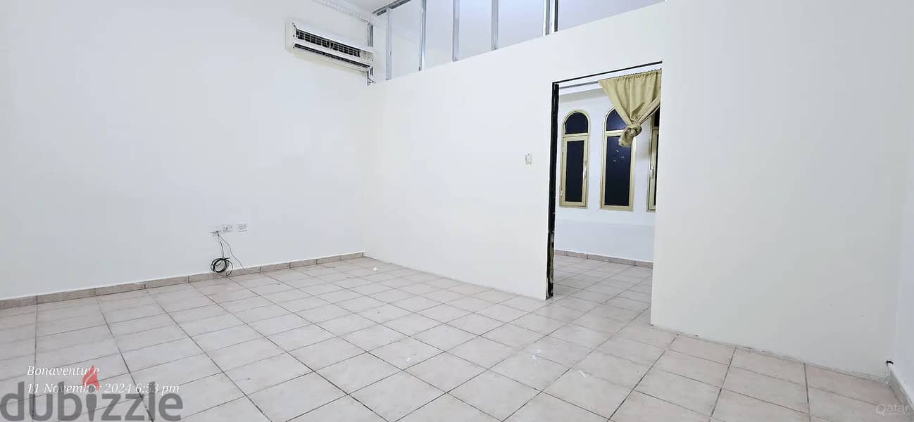 SMALL 1 BHK - AL THUMAMA - FAMILY VILLA APARTMENT 1