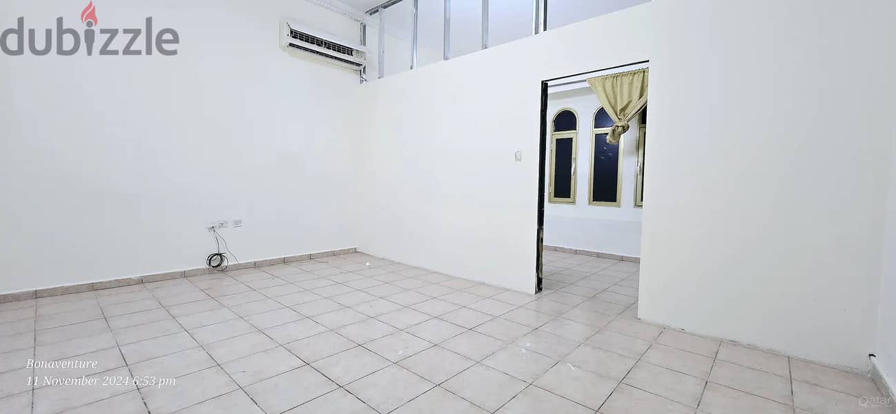 SMALL 1 BHK - AL THUMAMA - FAMILY VILLA APARTMENT 1