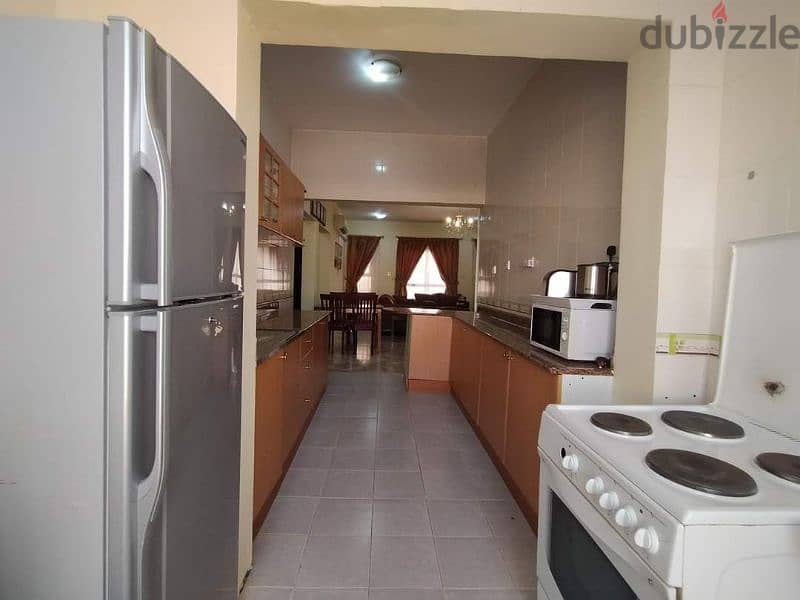 Fully Furnished 2 BHK Compound Apartment Including Fecilities & Bills 7