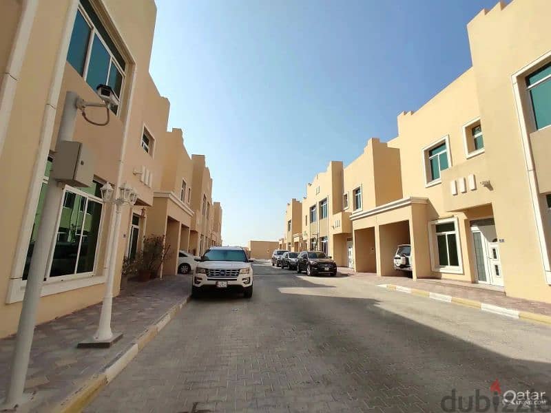 6 BHK COMPOUND UN FURNISHED FOR SINGLE FAMILY IN AL KHEESA 0