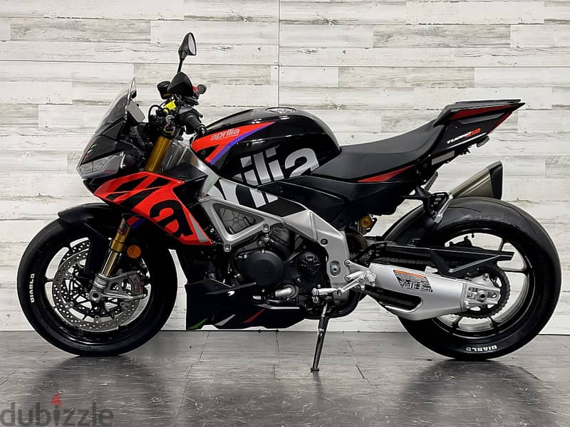 2023 Aprilia Tuono V4  Factory 1100 +974 66574363 1