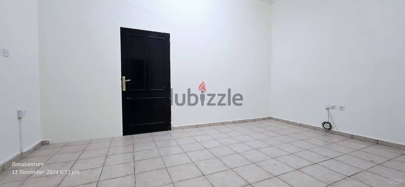 SMALL 1 BHK - AL THUMAMA - FAMILY VILLA APARTMENT 1