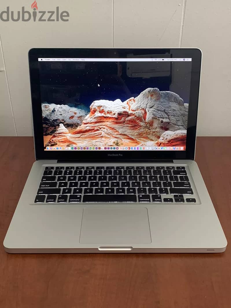 Apple Macbook Pro 13.3” 2.5GHz intel Core i5 16GB RAM 1TB HDD Turbo 0