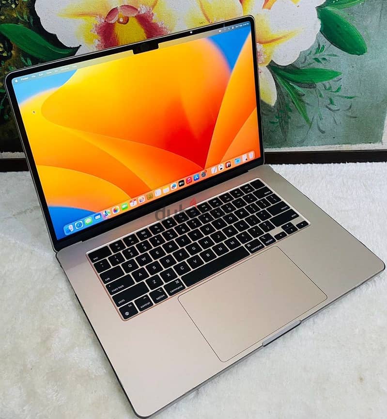 Apple Macbook Air M3 16GB Ram 1