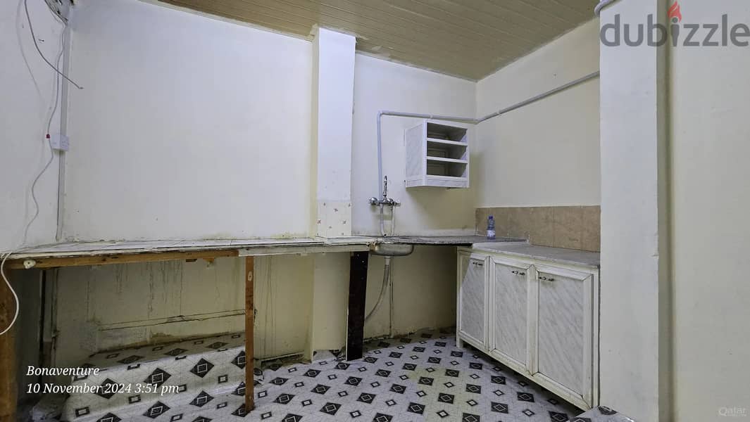 SMALL 1 BHK - MATAR QADEEM - FAMILY VILLA APARTMENT 2