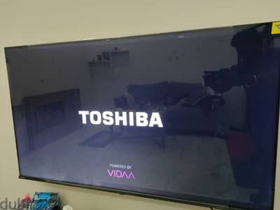 55 Inch Toshiba Smart TV with 4K