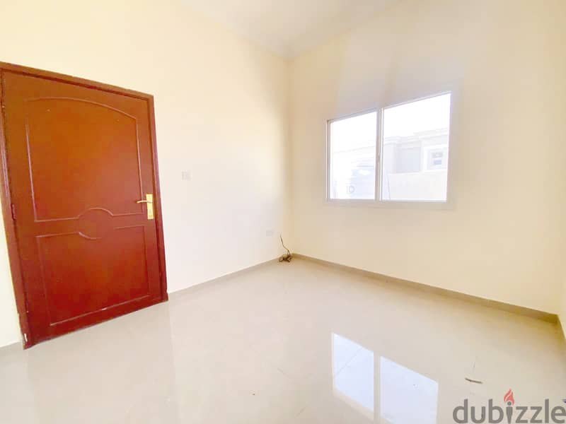 2 BEDROOM 2BATHROOMS RENT 3500 AT WAKAR 4