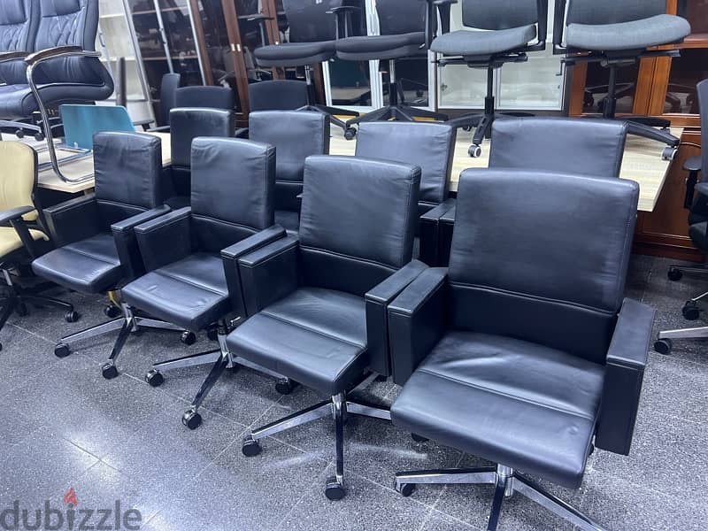 used office chair for sale in Qatar 3