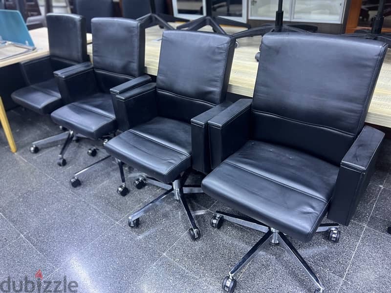 used office chair for sale in Qatar 14