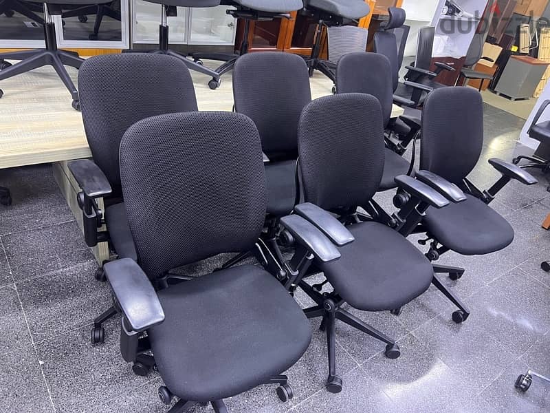 used office chair for sale in Qatar 17