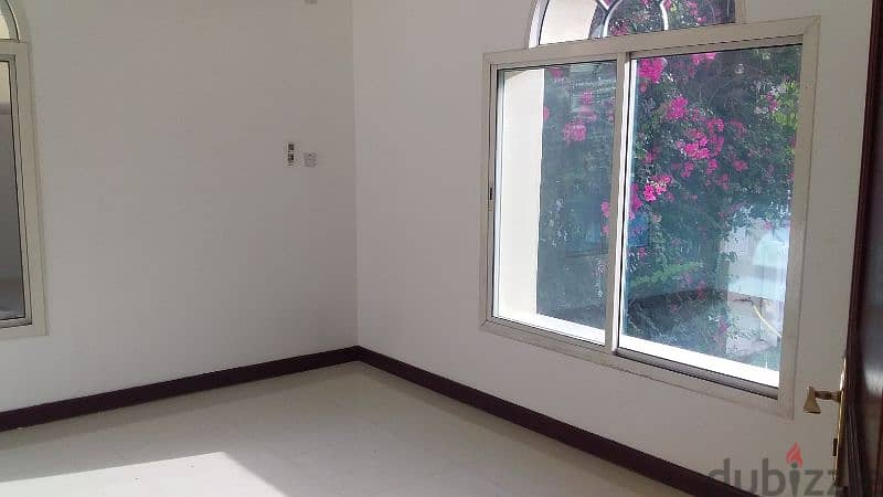 Beautiful & Spacious 4 B/R Villa with Huge Garden in Prime location 7