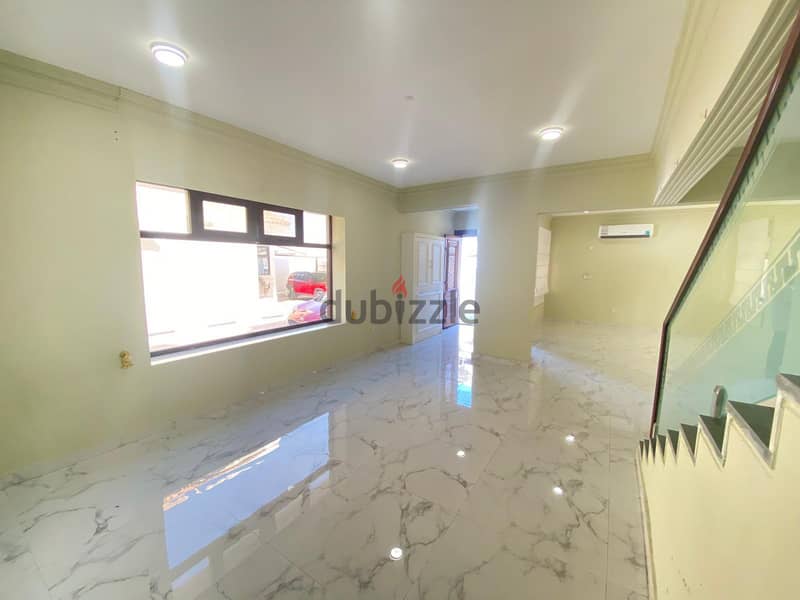 4BEDROOM VILLA RENT 9500 FOR IN ABU HAMOUR 1