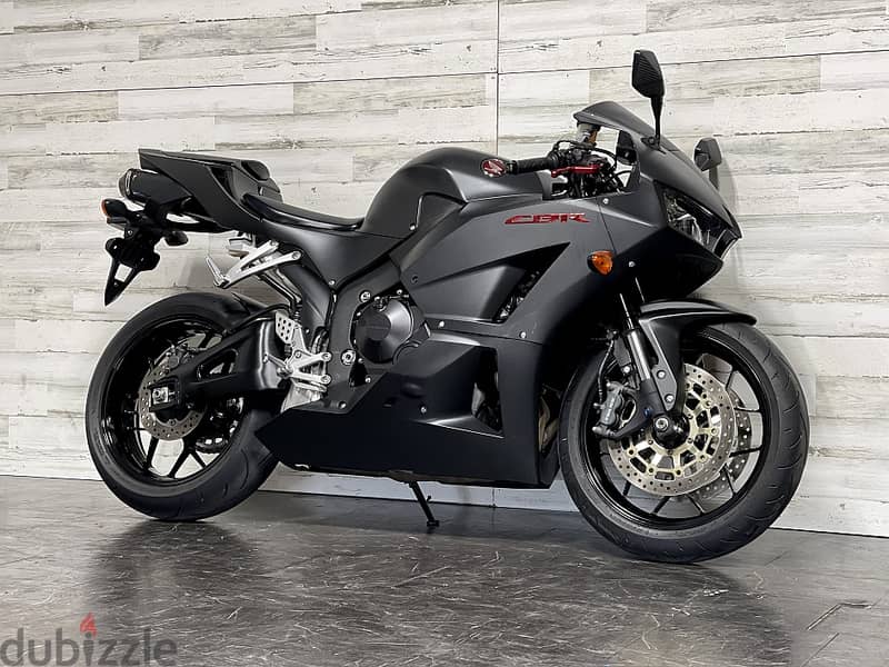 2019 Honda CBR600RR (+97466574363) 1