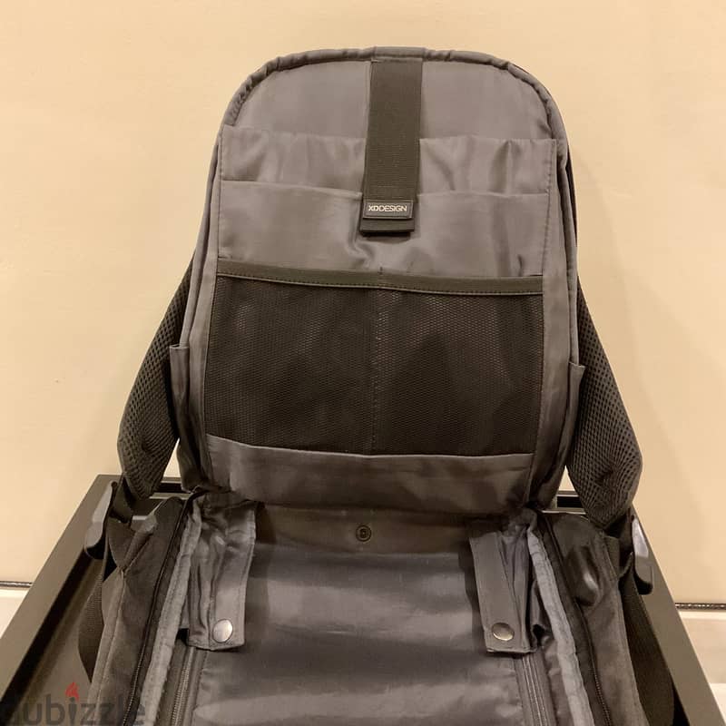 Smart XD Design Backpack, black (Great Condition) 3