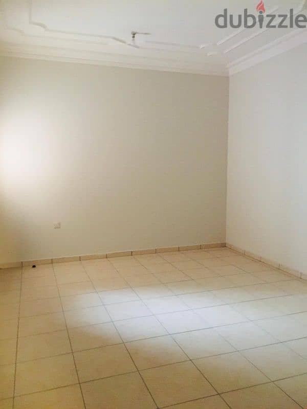 VERY SPACIOUS COMMERCIAL VILLA :  Behind Ikea Leabaib/ Duhail Road 9