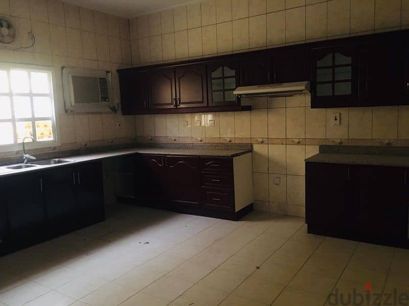 VERY SPACIOUS COMMERCIAL VILLA :  Behind Ikea Leabaib/ Duhail Road 11