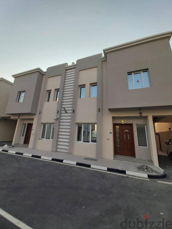 villa for rent hazm al markhiya 0