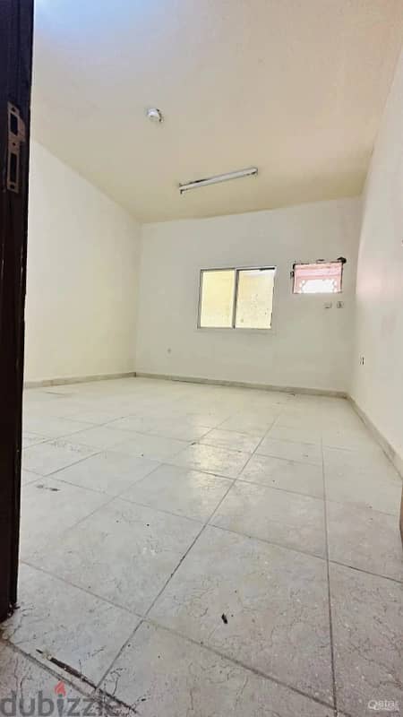 62 Room For Rent 4