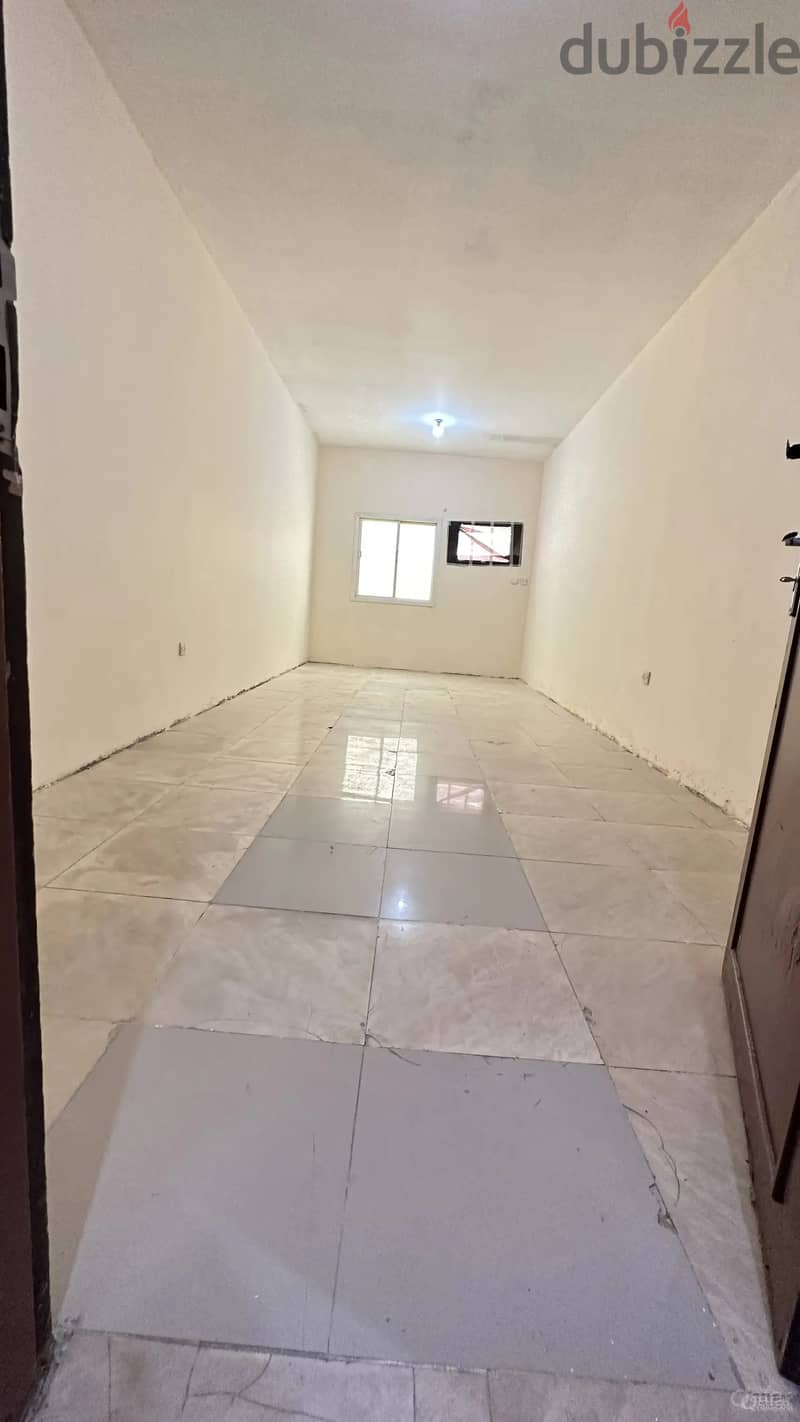 33 BiG Room For Rent (Size - 8x3.6) 1