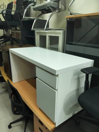 office desks for sale