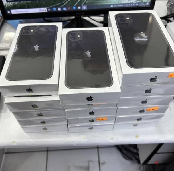 BRAND NEW APPLE IPHONE 11 128GB NOW AVAILABLE!!! 0